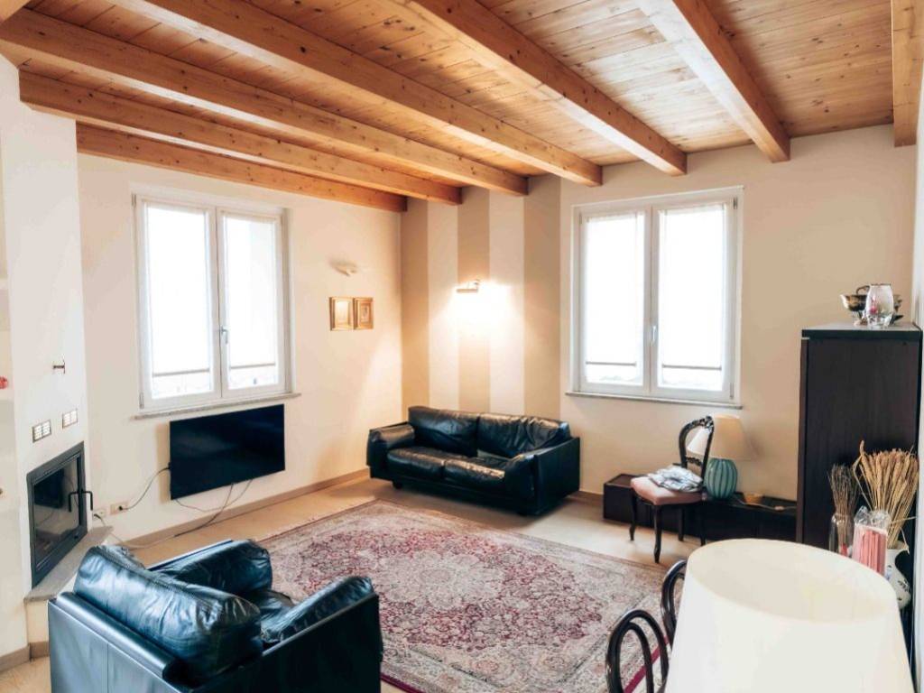 Villa a Cavenago d'adda in Via Suore di Maria Bambina - Foto 4