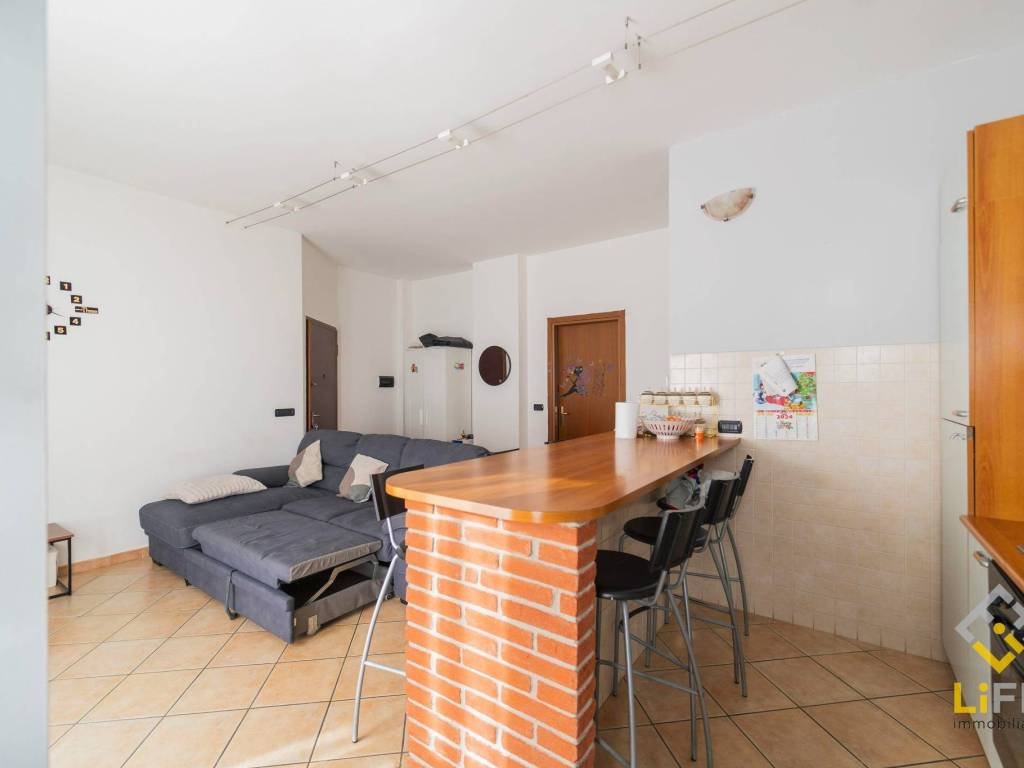 Appartamento a Galliate in Via Adua, 10 - Foto 3