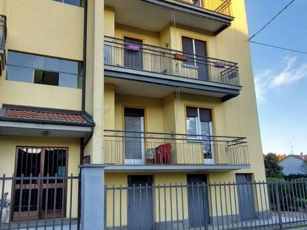 Appartamento a Oleggio castello - Foto 2