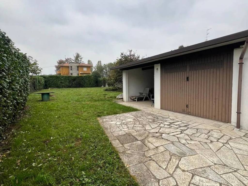 Villa a Borgomanero - Foto 2