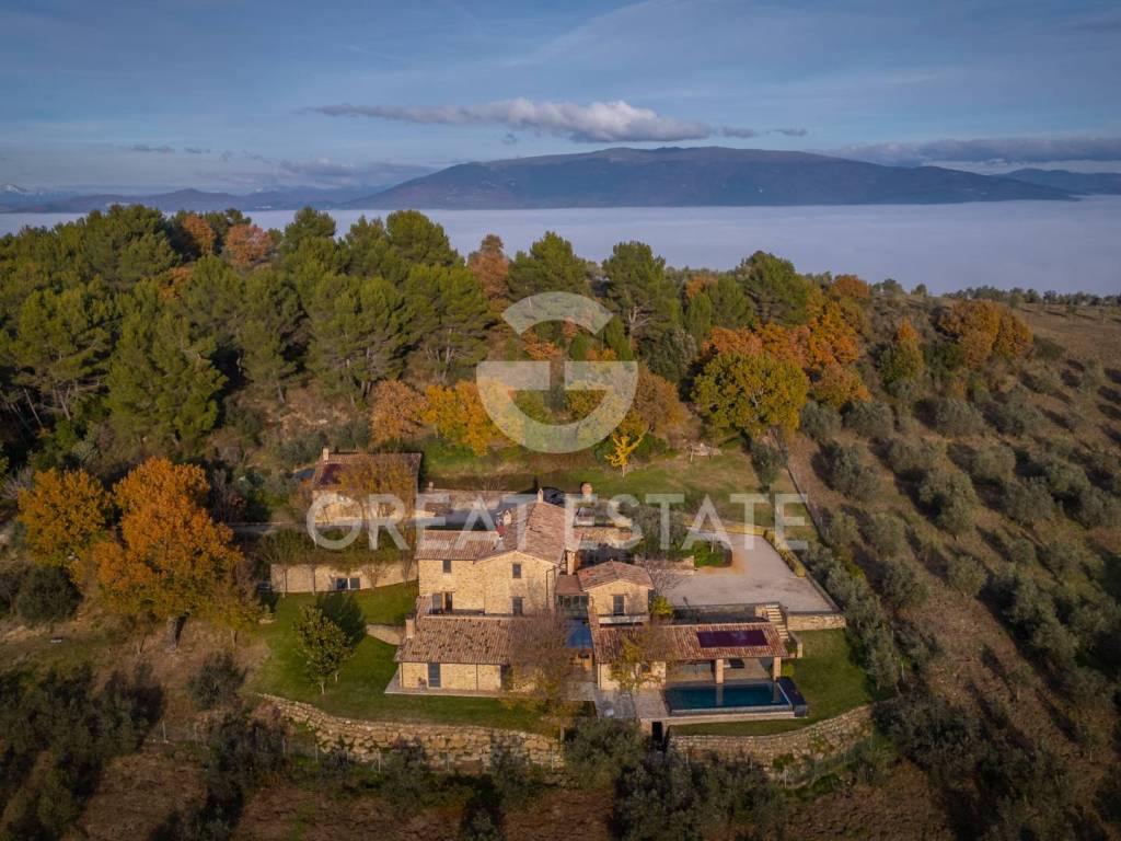 Rustico / casale a Cannara in Vocabolo Cicaleto - Foto 2