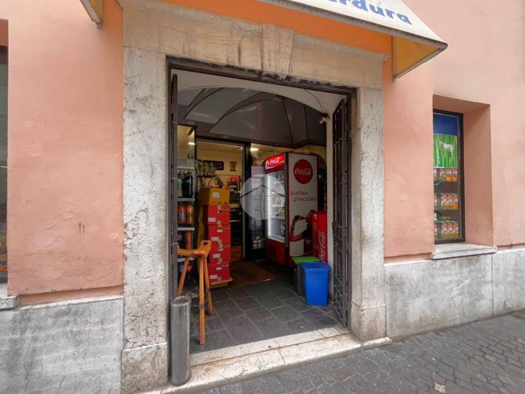 Immobile a Lonato del garda in Corso Giuseppe Garibaldi, 26 - Foto 4