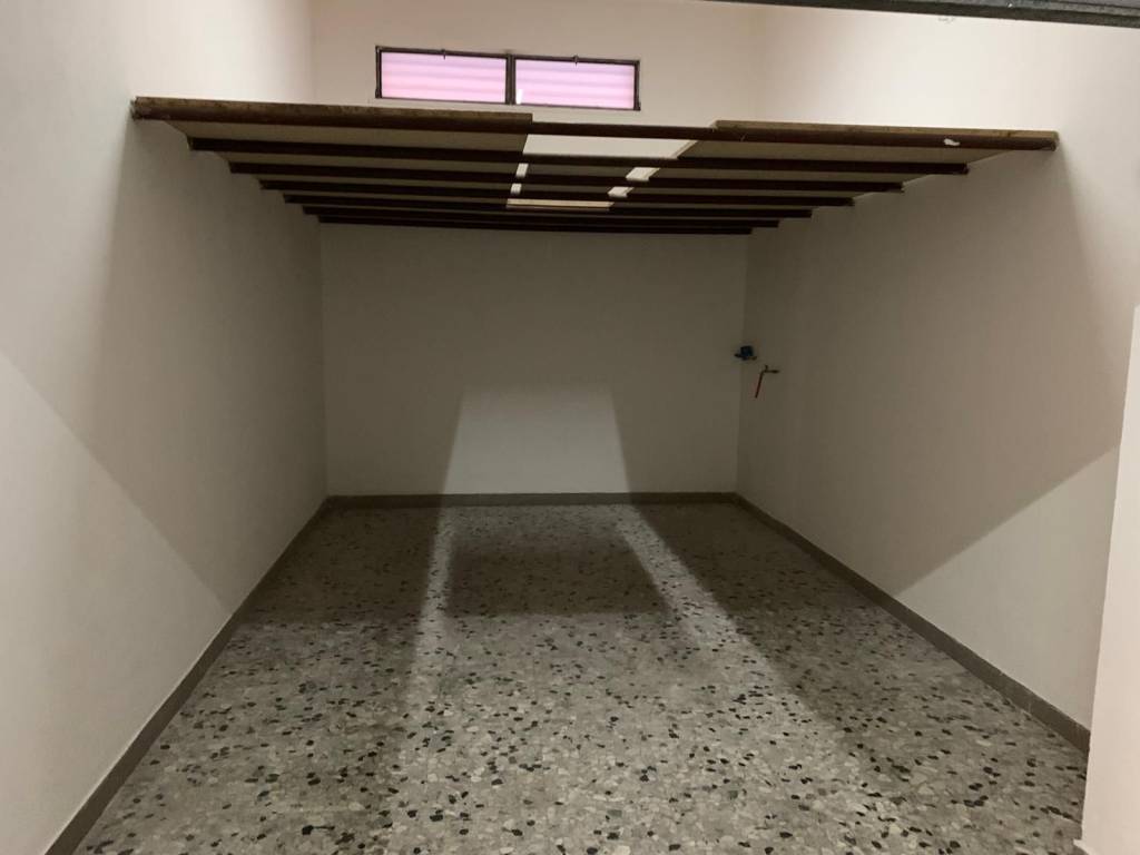 Box / garage a Pescara in Via Dante Alighieri, 10 - Foto 4