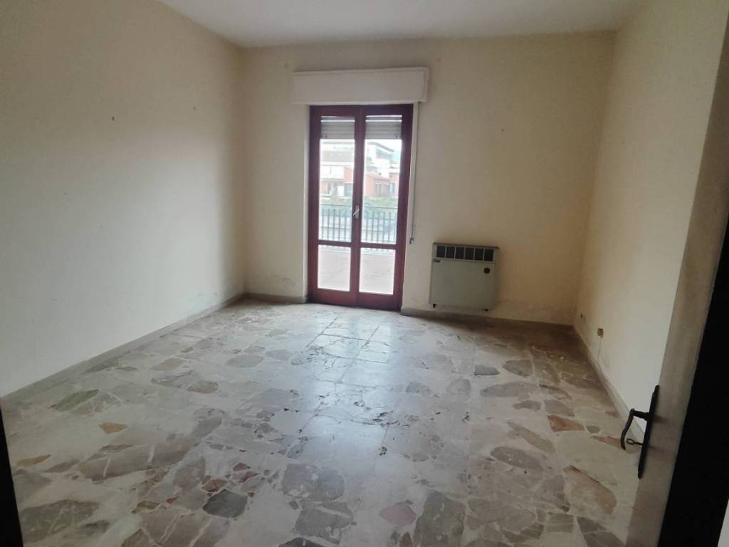 Appartamento a Giarre in Via Stazione Circumetnea, 18 - Foto 3