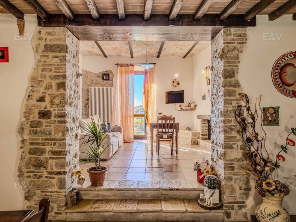 Appartamento a Perugia in Strada Provinciale di Pantano - Foto 3