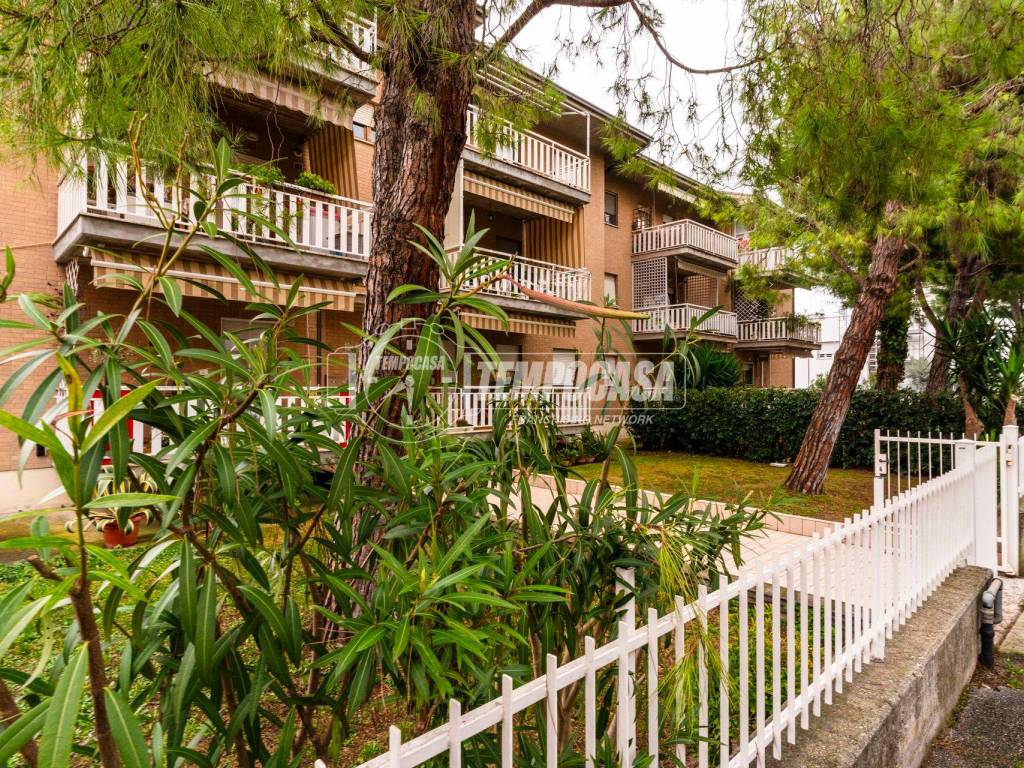 Appartamento a Civitanova marche in Via ARIOSTO 32 - Foto 2