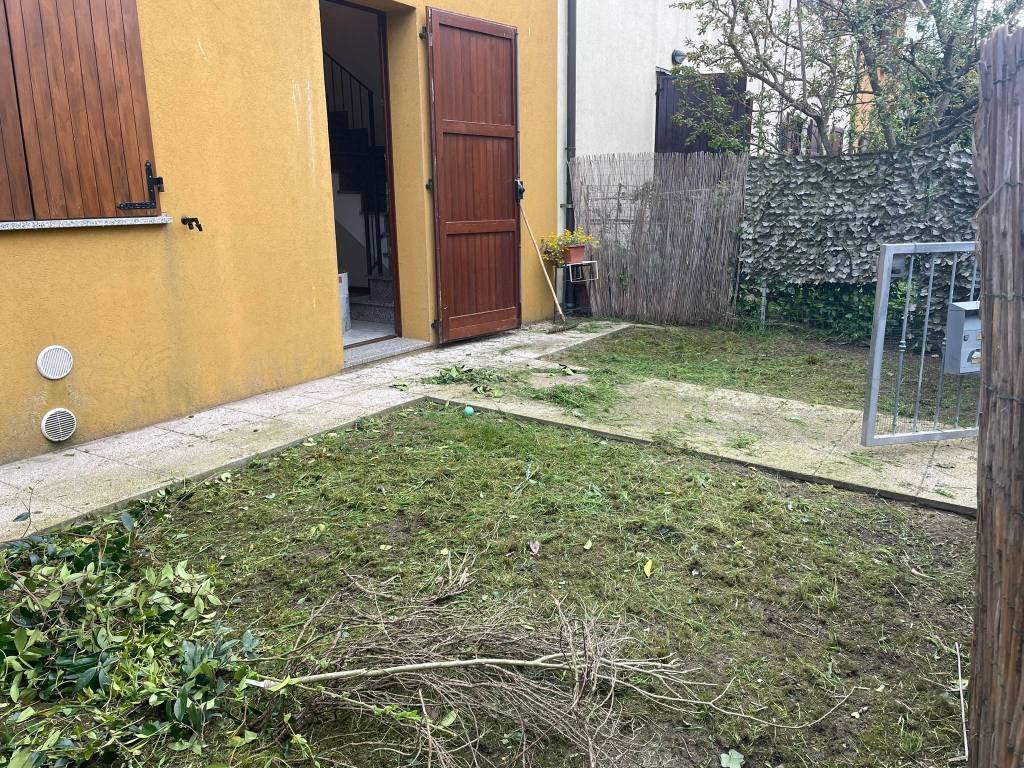 Villetta a schiera a Imola in Via Giardino - Foto 2