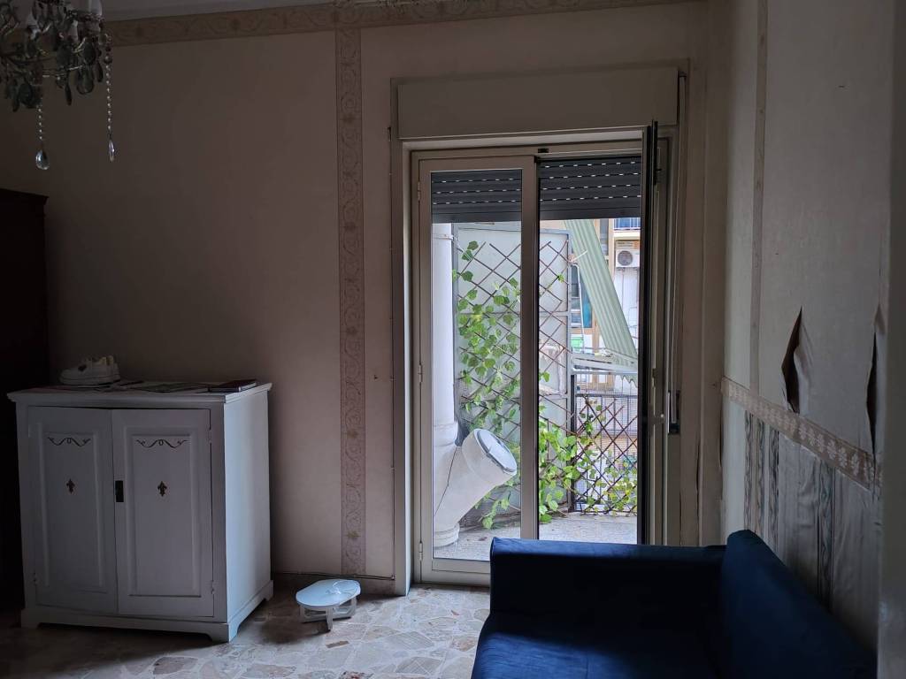 Appartamento a Catania in Via Ammiraglio Caracciolo, 6 - Foto 3
