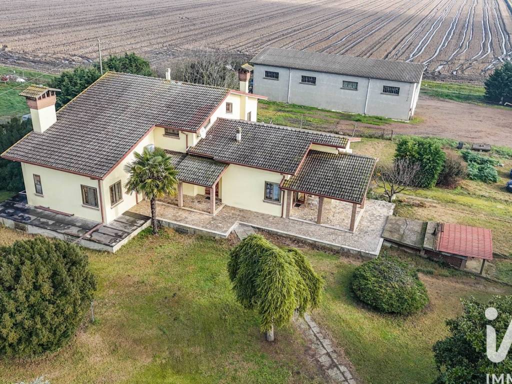 Villa a Codigoro in Via della rinascita, 12 - Foto 2