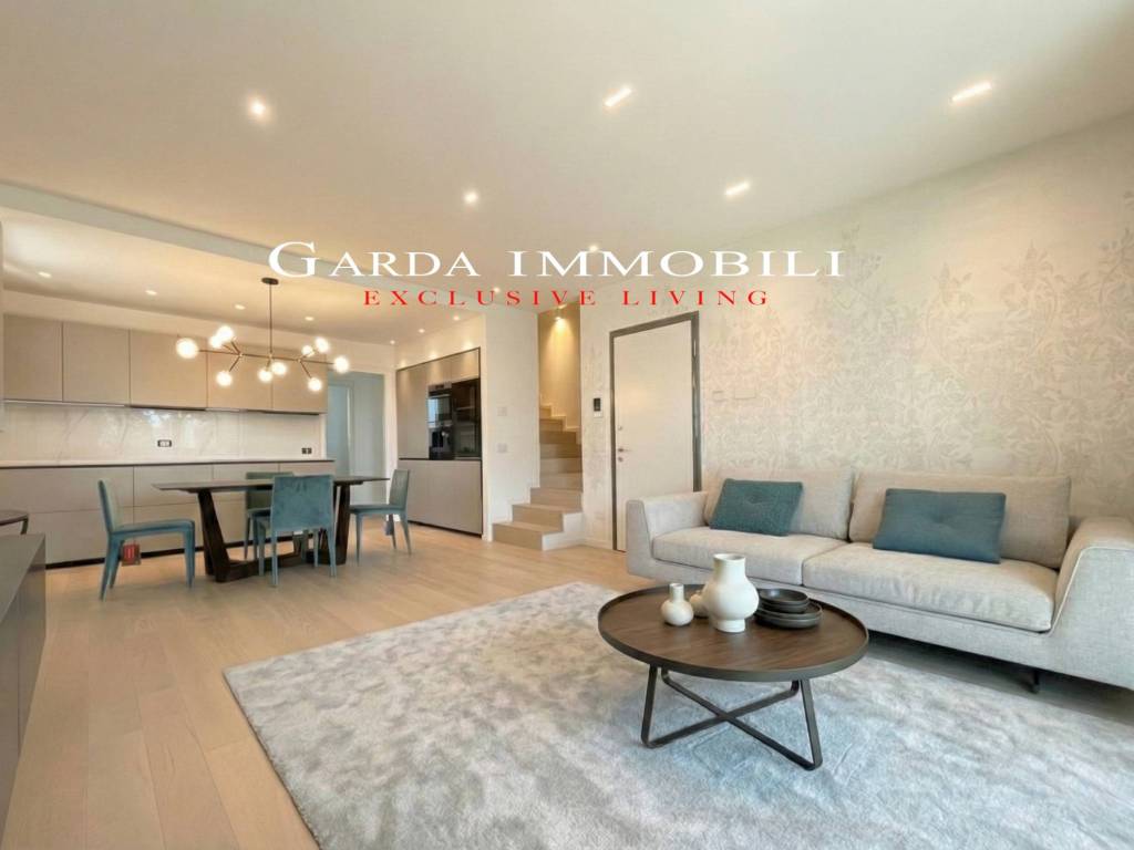 Villa a Sirmione in Via Antonio Pigafetta - Foto 4