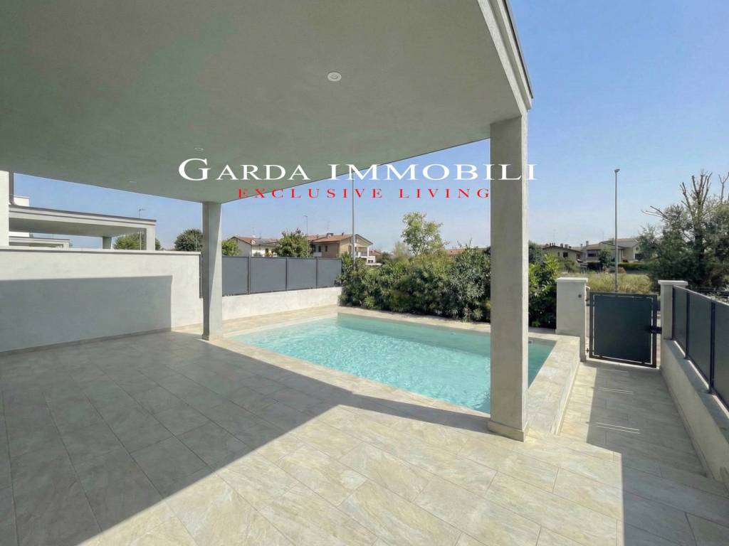 Villa a Sirmione in Via Chiodi - Foto 2