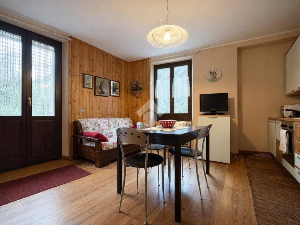 Appartamento a Sondrio in Via Per Arquino - Foto 3