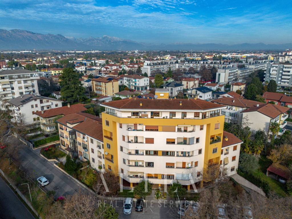 Attico / mansarda a Pordenone in Via Cortina d'Ampezzo, 1 - Foto 2