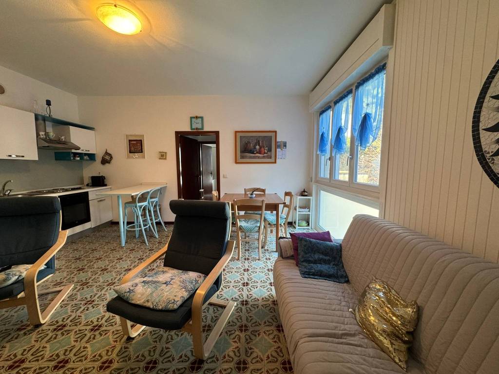 Appartamento a Comacchio in Viale Giacomo Leopardi, 14 - Foto 3