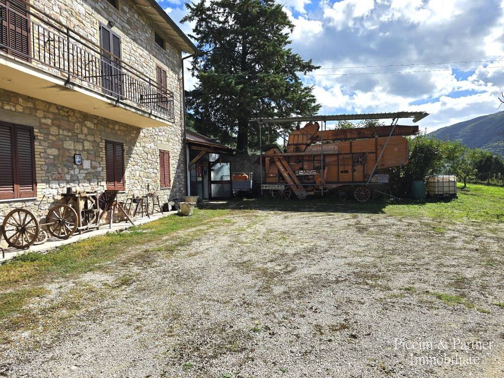 Rustico / casale a Assisi in Località Pian della Pieve - Foto 5