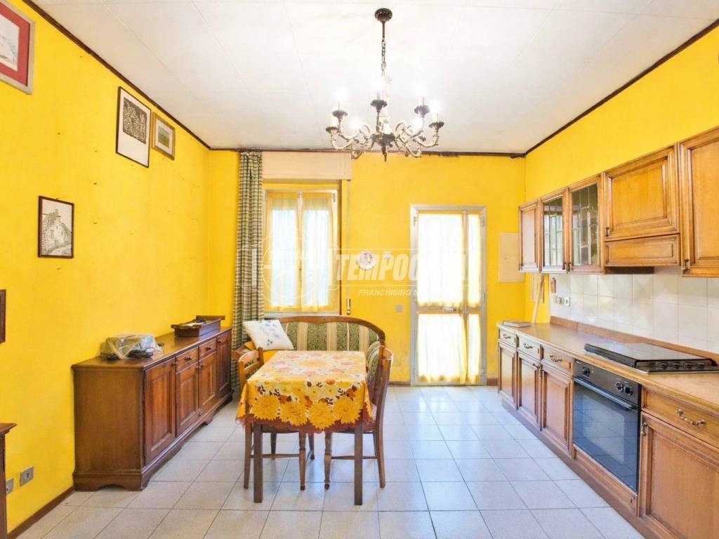 Casa indipendente a Galliate in Via XXV Aprile - Foto 2