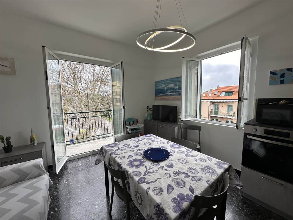 Appartamento a Spotorno in Piazza Aonzo - Foto 4