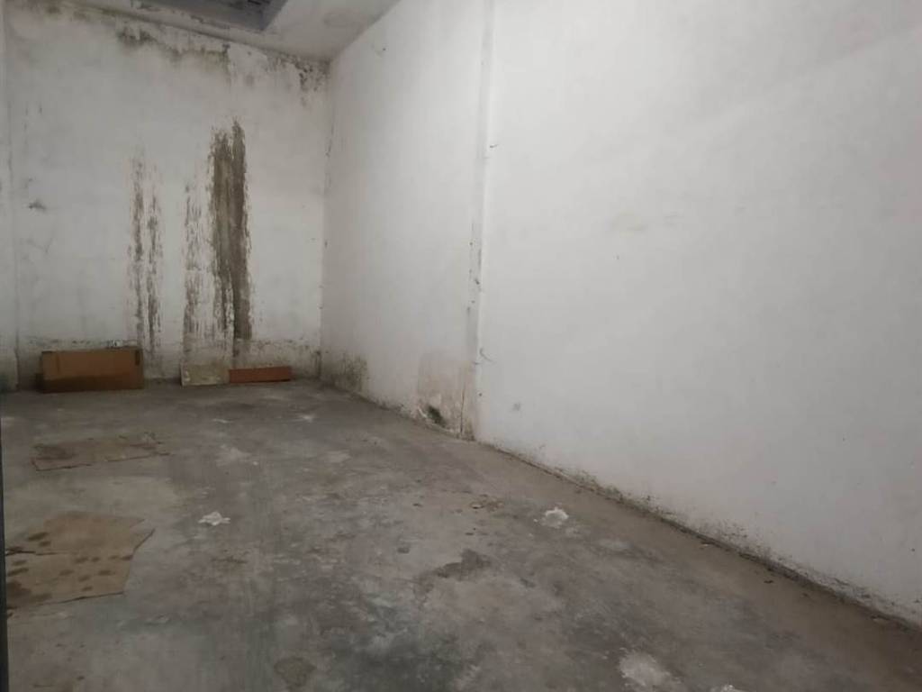 Box / garage a Avellino in via campane - Foto 3