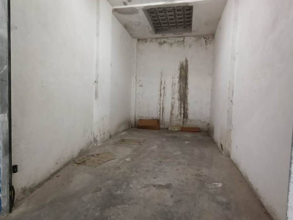 Box / garage a Avellino in via campane - Foto 5