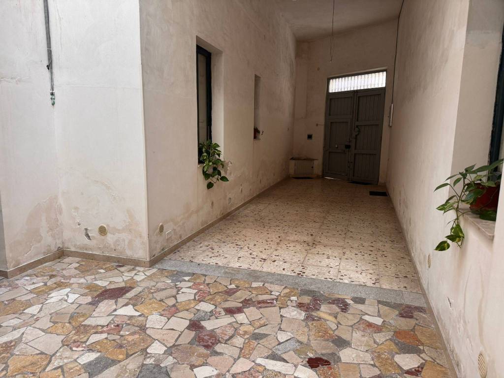 Appartamento a Trapani in Via 11 Maggio - Foto 2