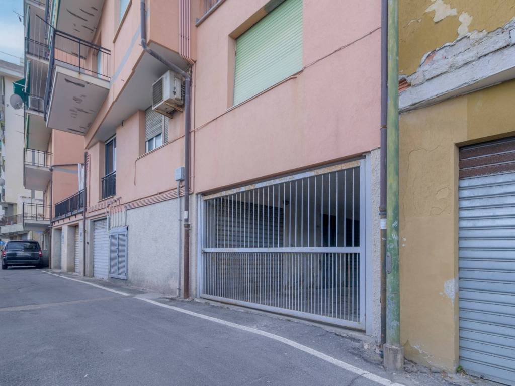 Box / garage a Borghetto santo spirito in Corso Europa - Foto 2