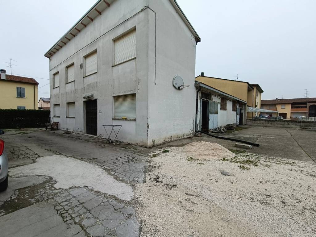 Terreno a Bagnara di romagna in Viale Giuseppe Garibaldi, 23 - Foto 3