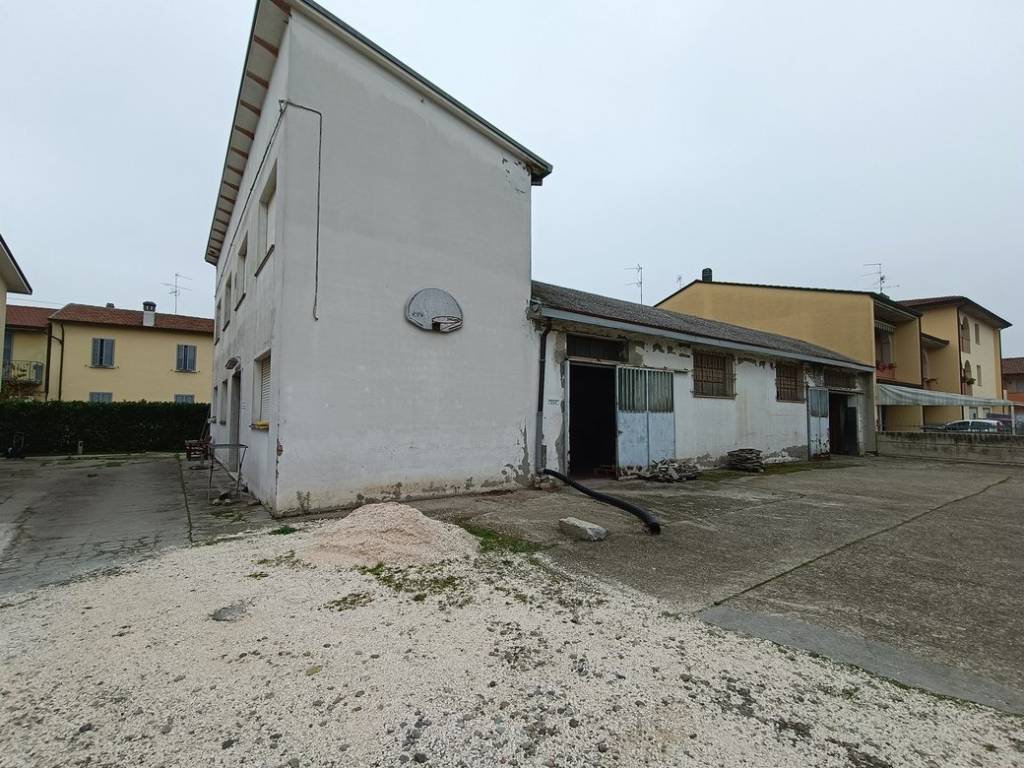 Terreno a Bagnara di romagna in Viale Giuseppe Garibaldi, 23 - Foto 4