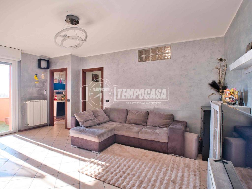 Appartamento a Trecate in Via Sandro Pertini, 10 - Foto 4