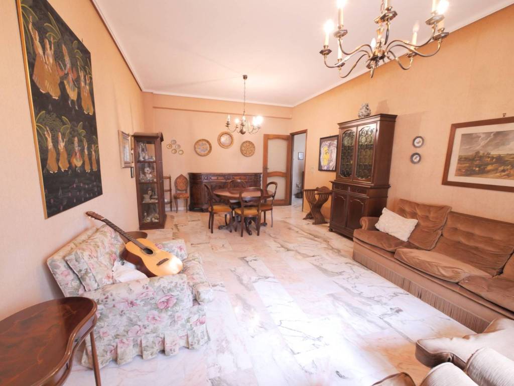 Appartamento a Ragusa in Via Eugenio Criscione Lupis - Foto 2