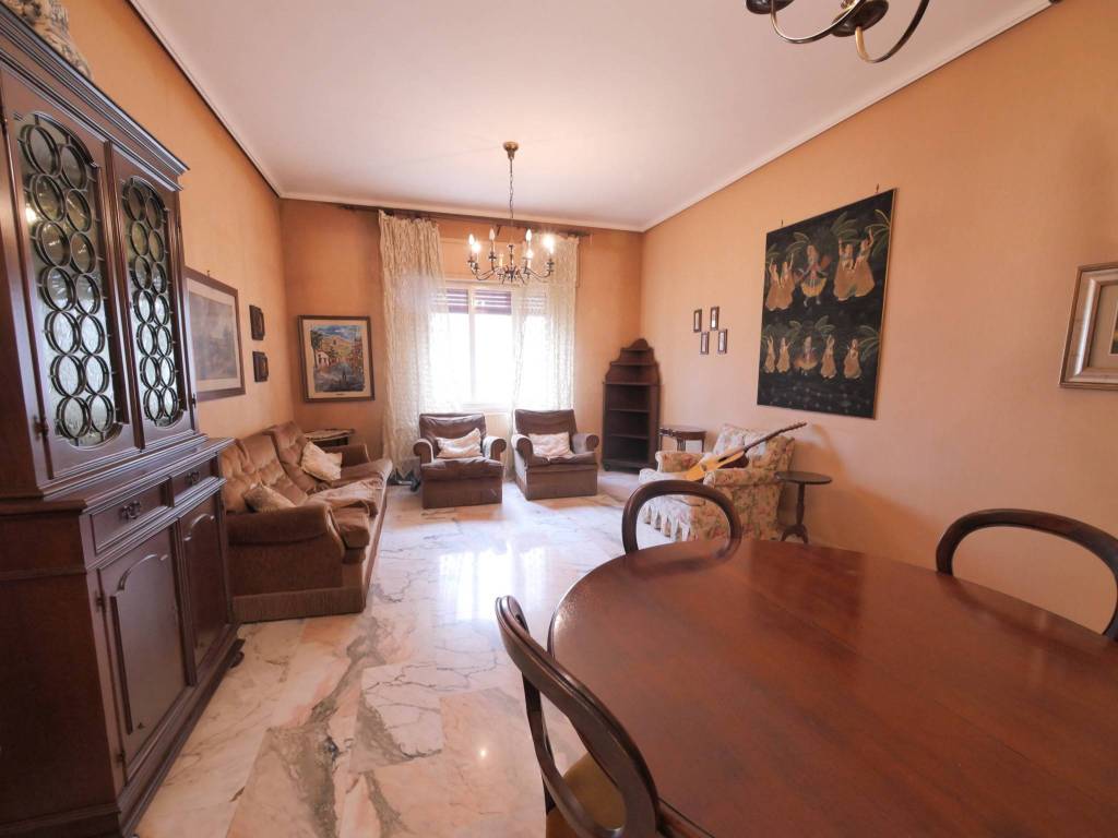 Appartamento a Ragusa in Via Eugenio Criscione Lupis - Foto 4