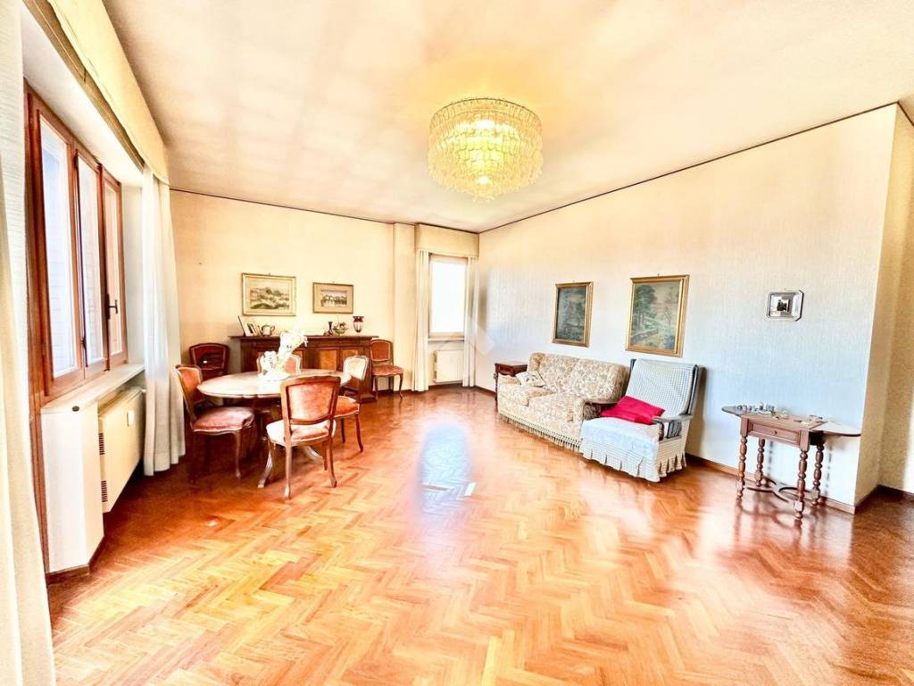 Appartamento a Spoleto in via Via Flaminia Vecchia, 86 - Foto 2