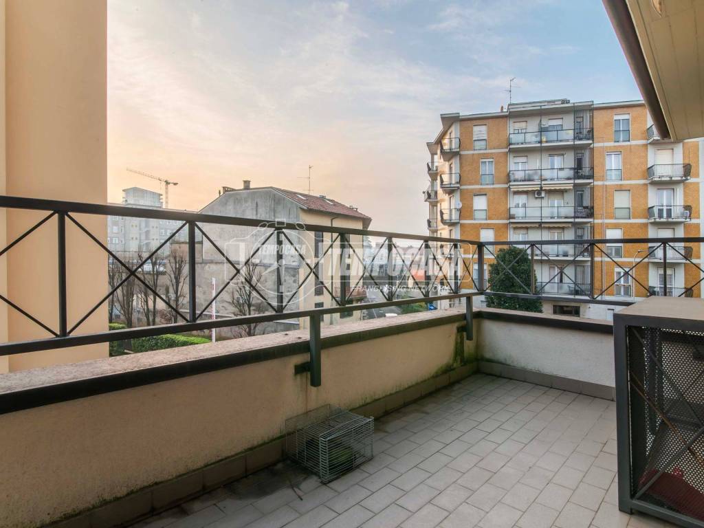 Appartamento a Saronno in Via Molino 10 - Foto 4