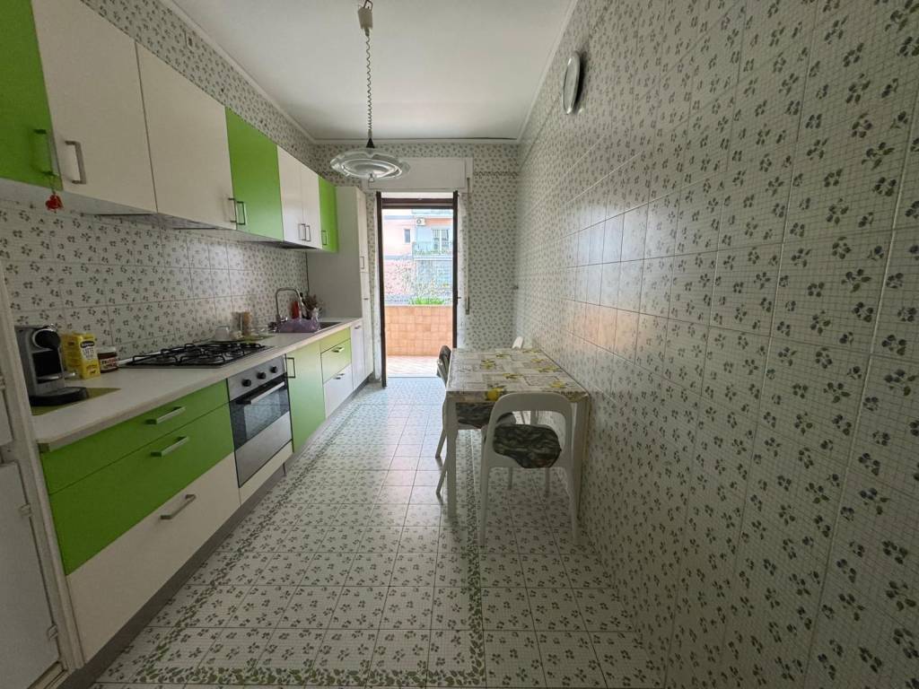 Appartamento a San giorgio a cremano in Via Francesco Cappiello, 119 - Foto 3