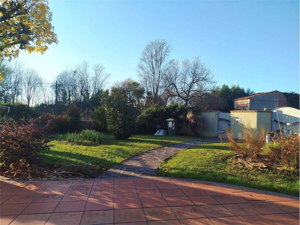 Villa a Capannori in via dei giomi - Foto 4