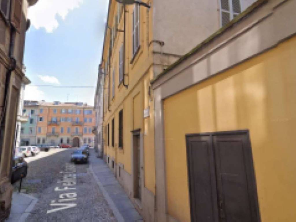 Immobile a Voghera in piazza PIAZZA CESARE BATTISTI, 2 - Foto 4