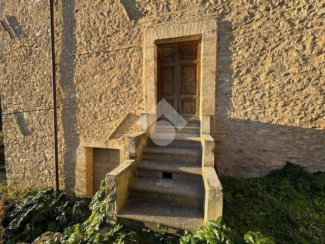 Appartamento a Spello in Via Torri di Properzio - Foto 4