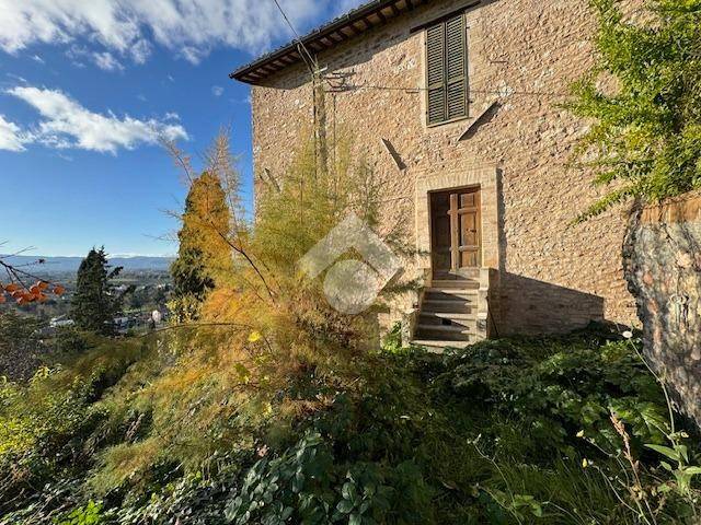 Appartamento a Spello in Via Torri di Properzio - Foto 5