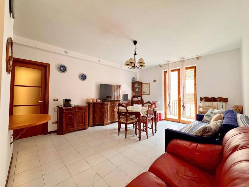 Appartamento a Giulianova in Via Battisti, 26 - Foto 2