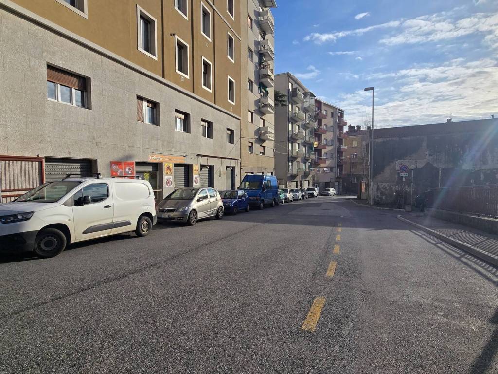 Box / garage a Trieste in Via di Cologna - Foto 3