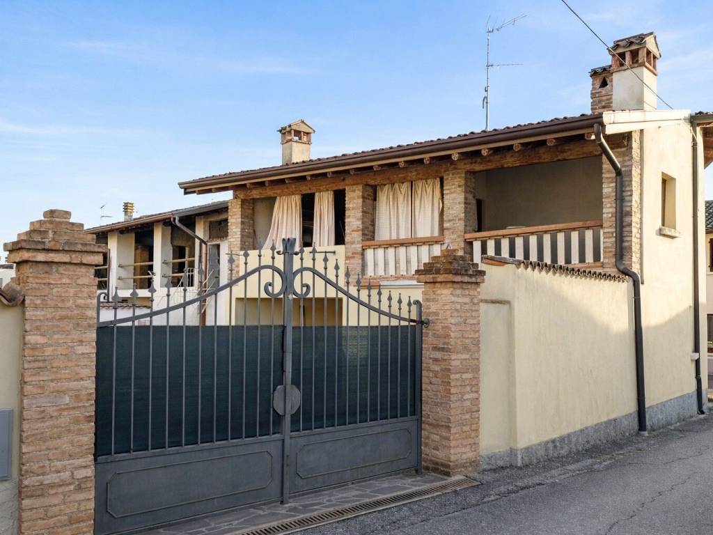 Villa a Castiglione delle stiviere - Foto 2