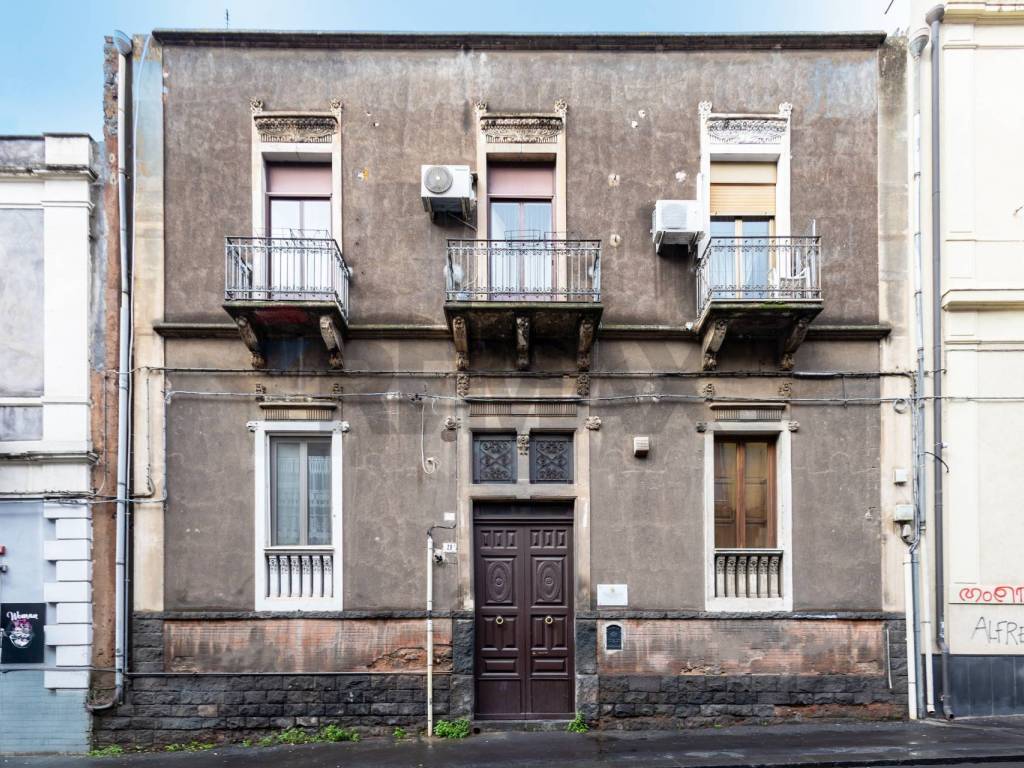 Appartamento a Catania in Via Vittorio Emanuele Orlando, 29 - Foto 2