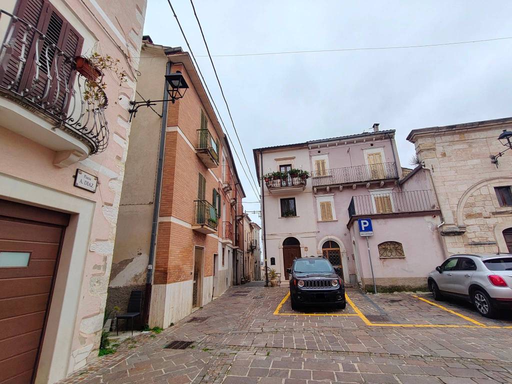 Casa indipendente a Rapino in Piazza Generale Armando Diaz - Foto 3