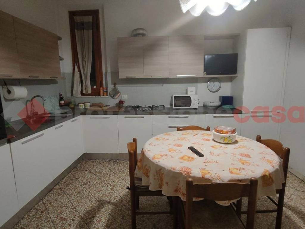 Appartamento a Empoli in Via Riccardo Zandonai - Foto 5