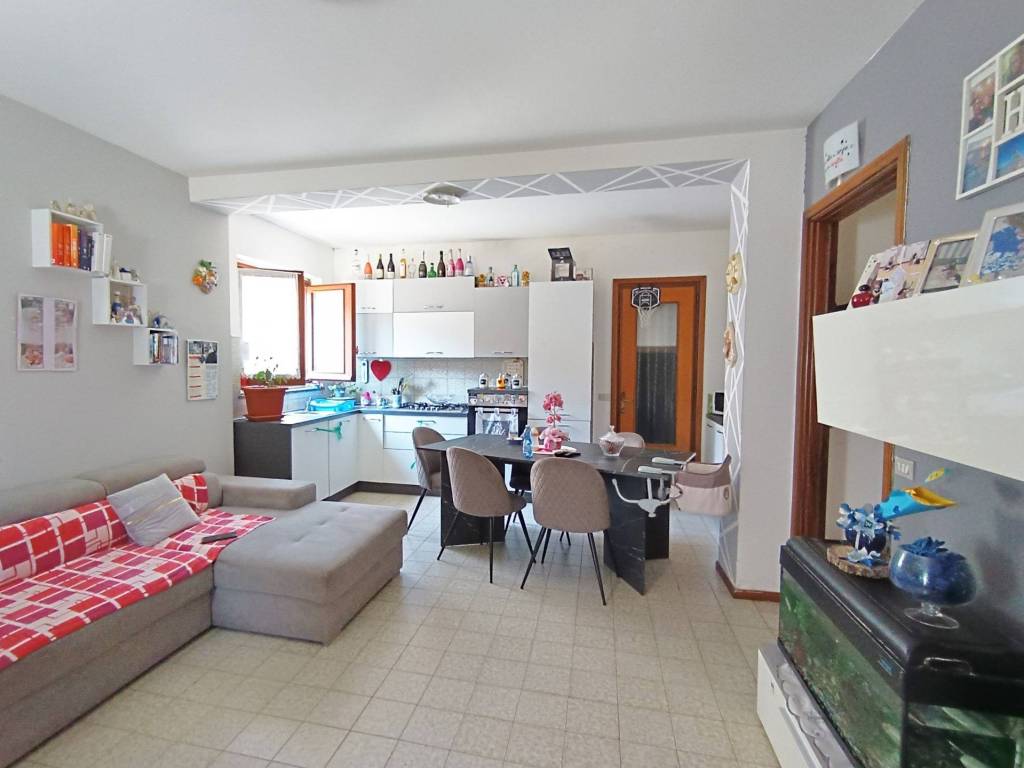 Appartamento a Grignasco in Via Fiume - Foto 4