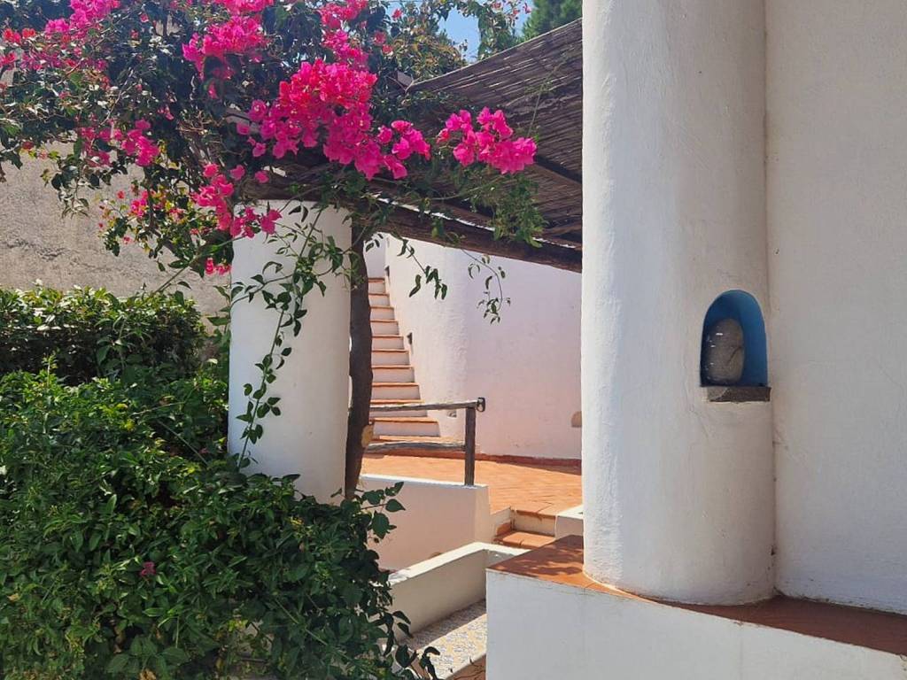 Villa a Lipari in Strada Comunale Val di Chiesa - Foto 3