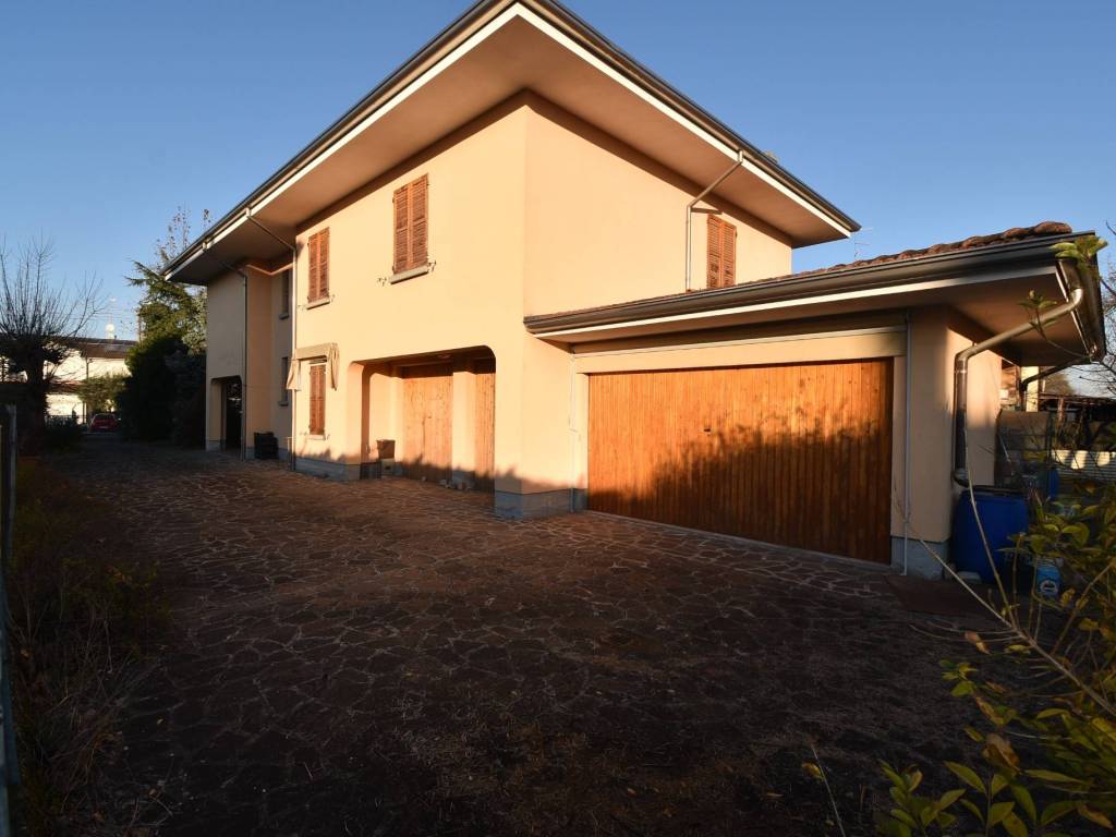 Villa a Guastalla in Via Viazzolo Lungo - Foto 2