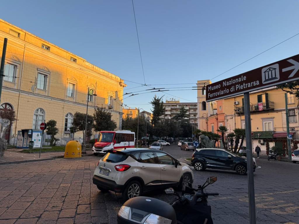 Immobile a San giorgio a cremano in Via Alcide De Gasperi, 9 - Foto 2