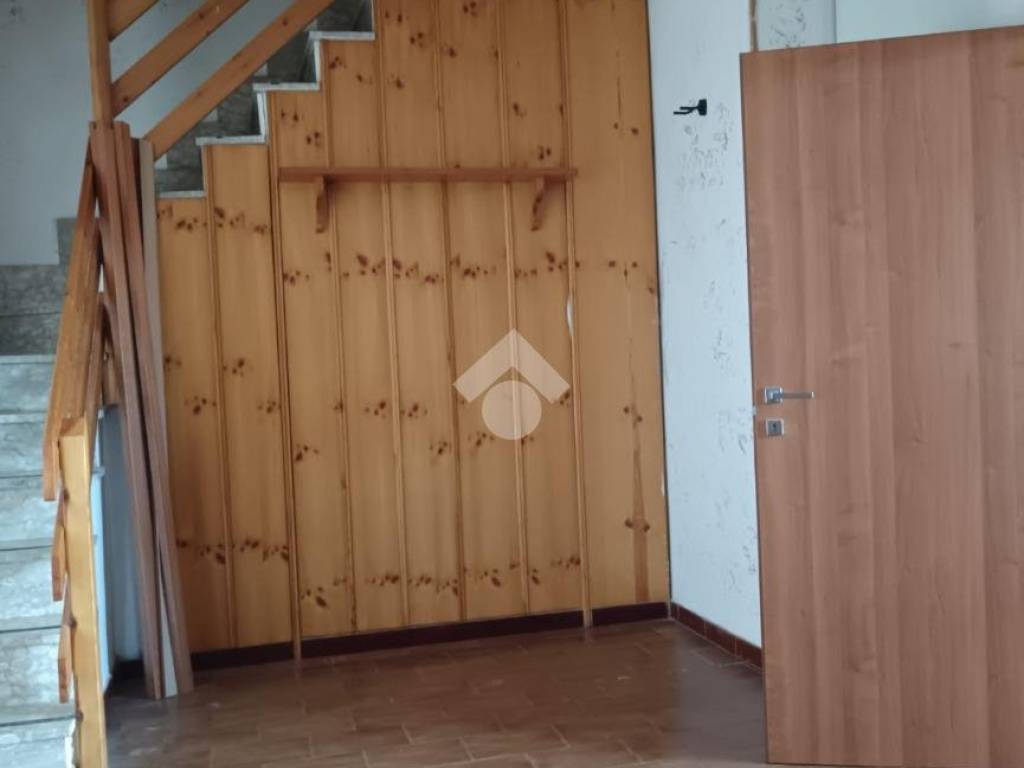 Villetta a schiera a Cassano delle murge in Zona lagogemolo - Foto 4