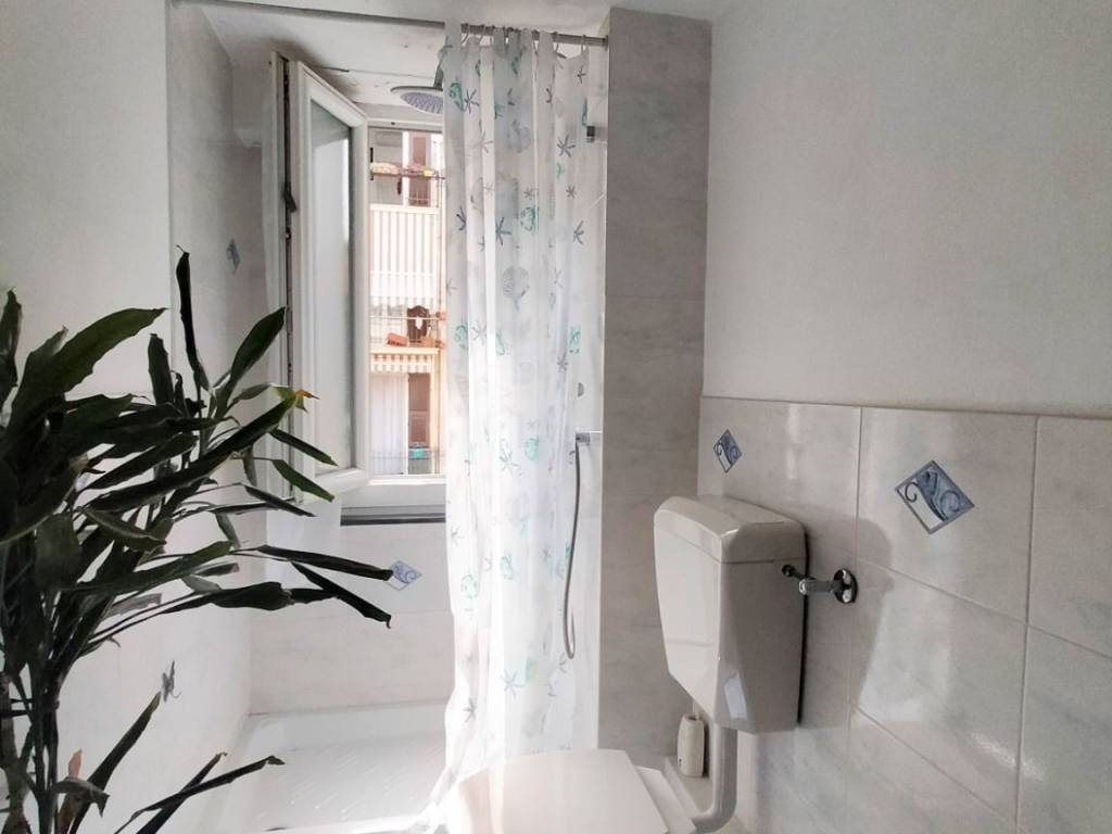 Appartamento a Genova in Via Casata Centuriona, 7 - Foto 4