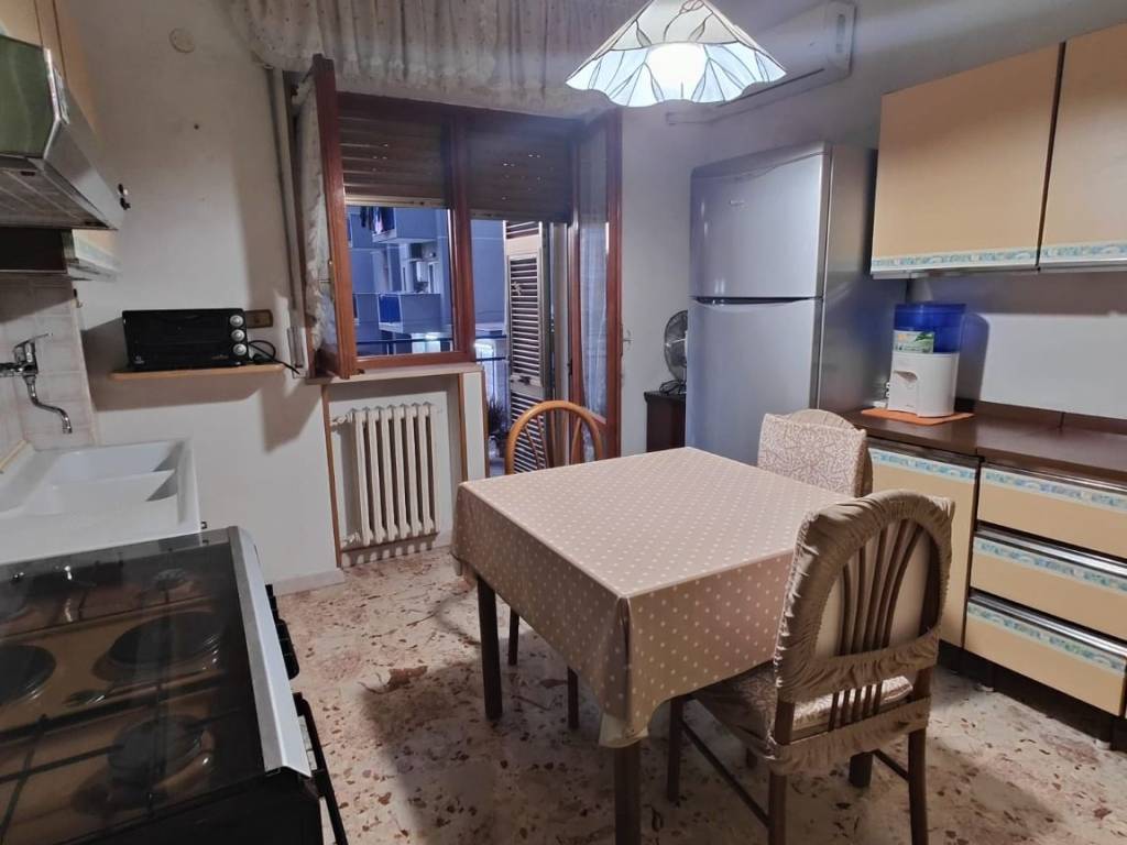 Appartamento a Taranto in Via Lago di San Giuliano, 2 - Foto 5